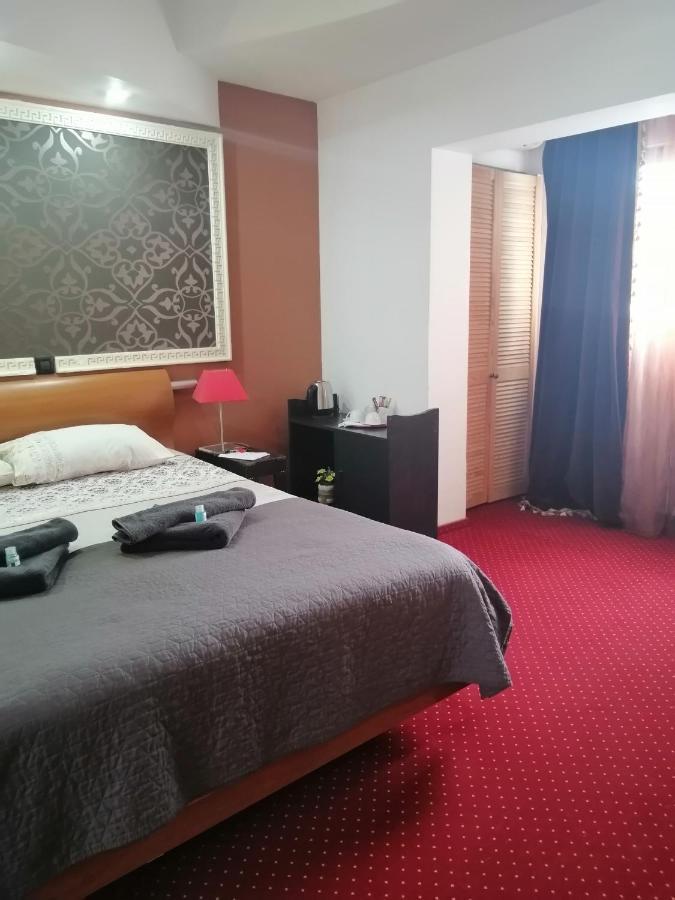 Bizant Boutique Hotell Bacău Eksteriør bilde